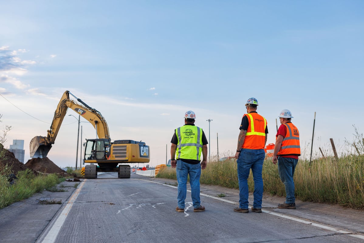 56f1c4f6610a93fedf7031aee3b336f7-xxlarge