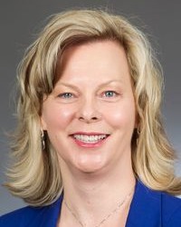 Headshot of Julie Sandstede