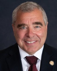 Headshot of Steve Cwodzinski